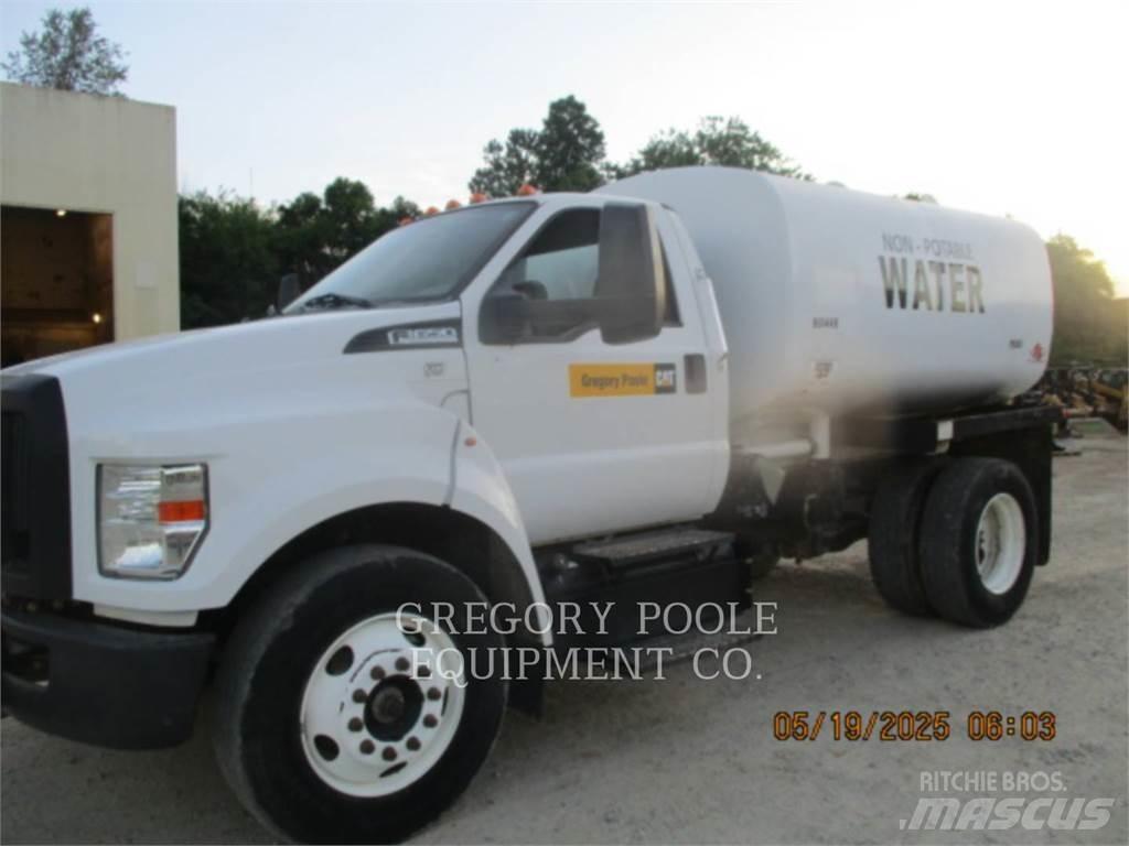 Ford F650 Säiliöautot