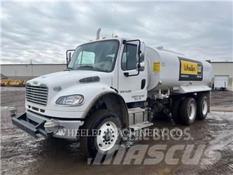 Freightliner WT4000 A Säiliöautot