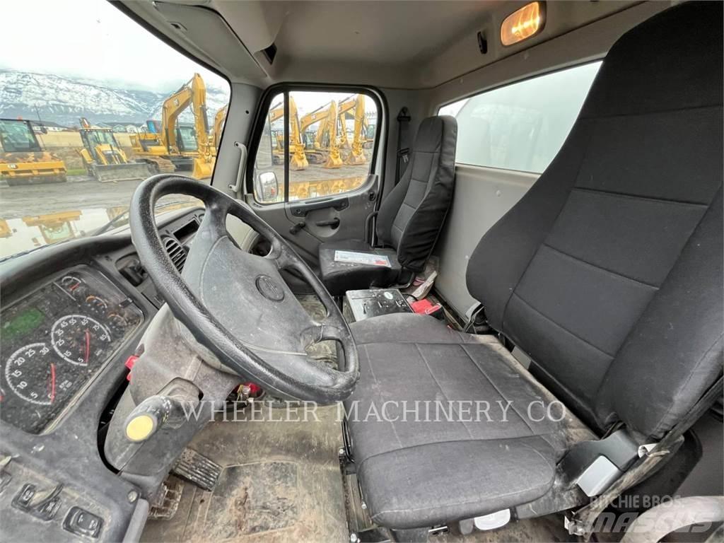 Freightliner WT4000 A Säiliöautot