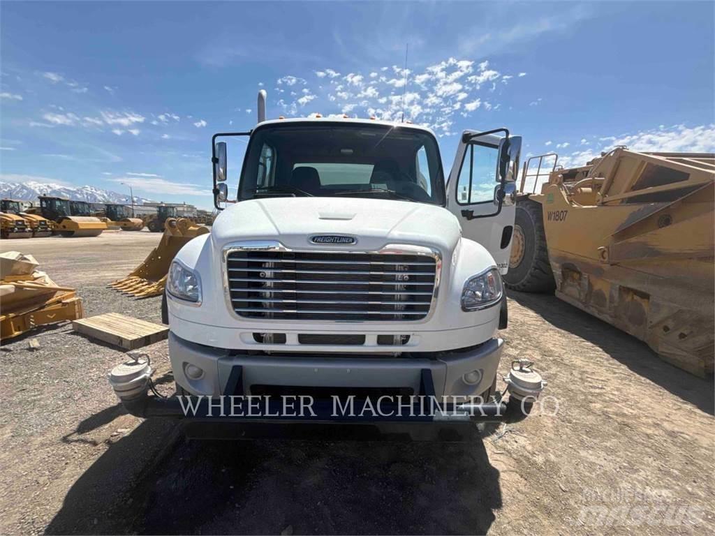Freightliner WT4000 A Säiliöautot