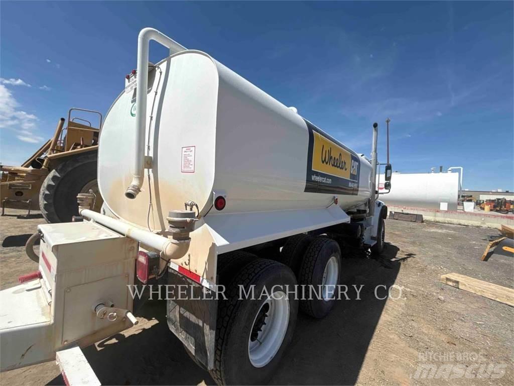 Freightliner WT4000 A Säiliöautot