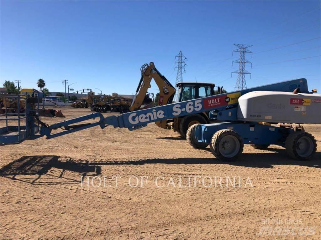 Genie BOOM S65 Kuukulkijat