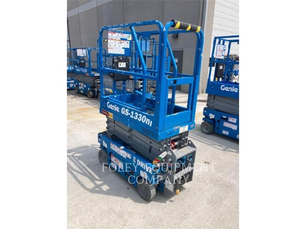 Genie GS1330 Saksilavat