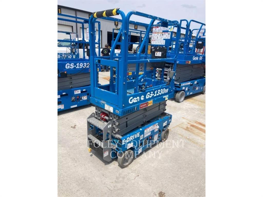 Genie GS1330 Saksilavat