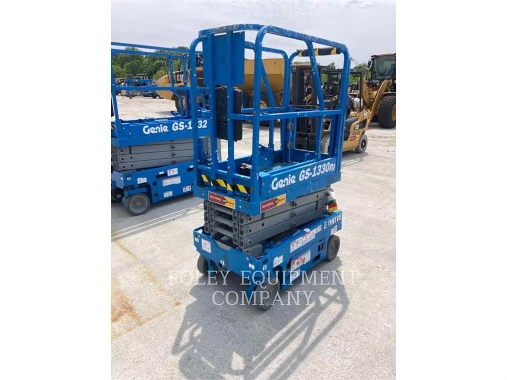 Genie GS1330 Saksilavat