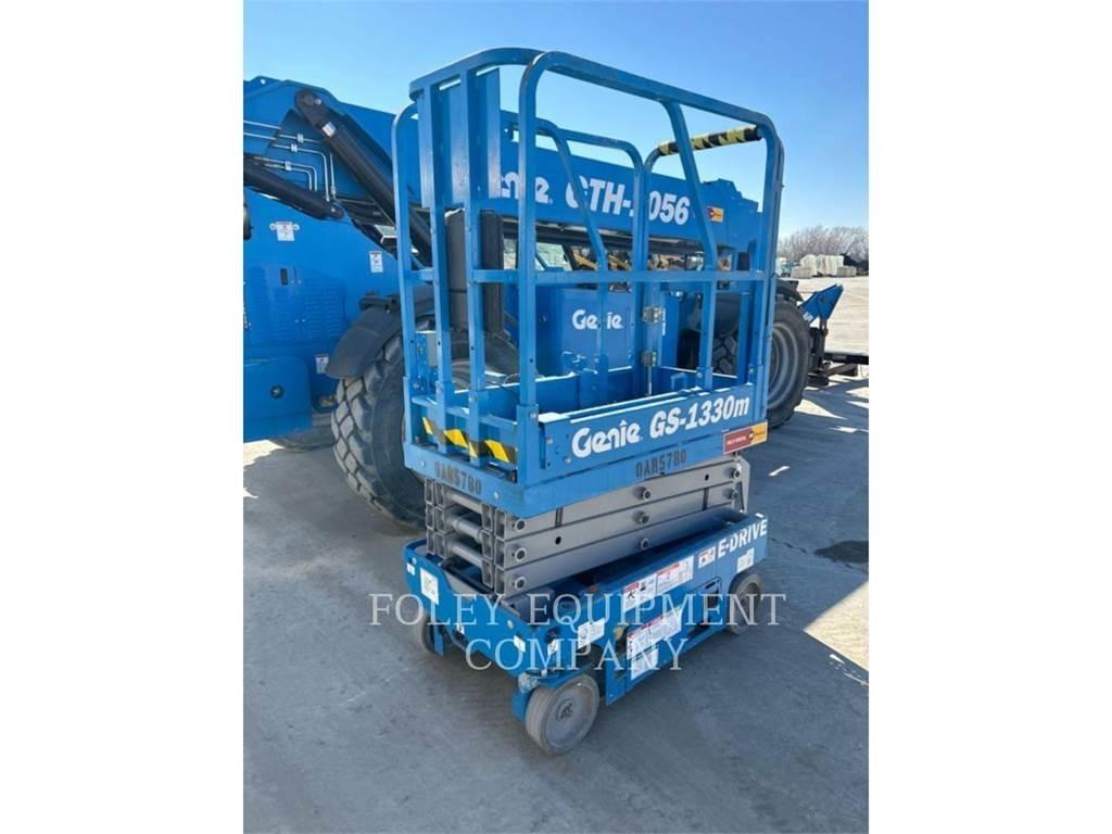 Genie GS1330 Saksilavat