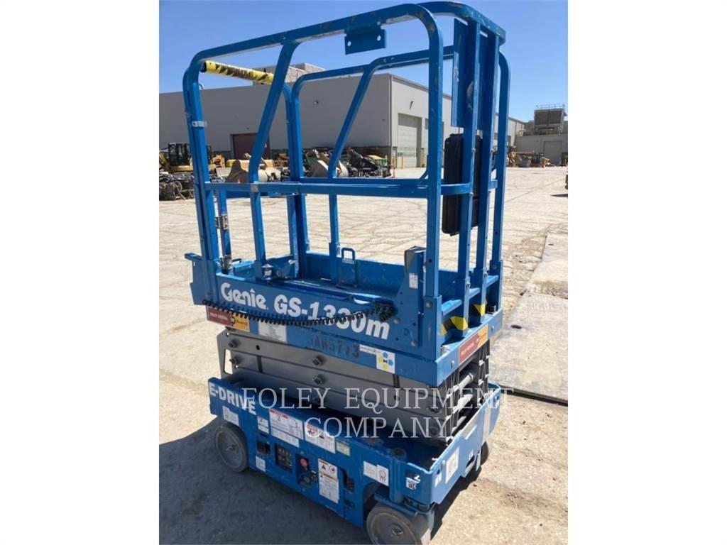 Genie GS1330 Saksilavat