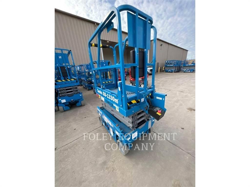 Genie GS1330 Saksilavat