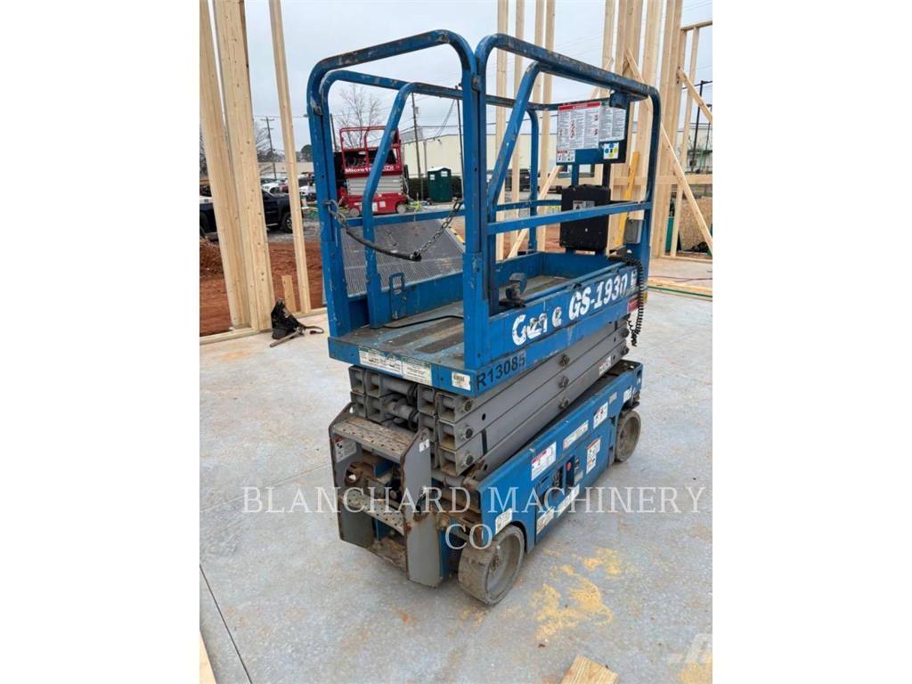 Genie GS1930 Saksilavat