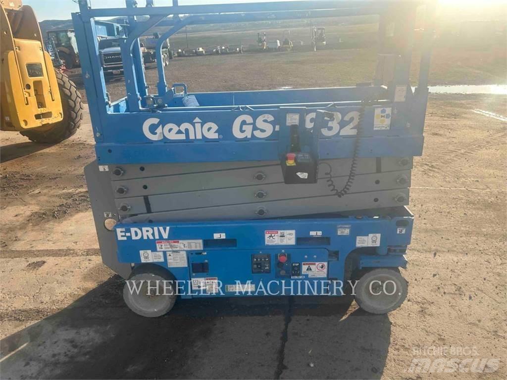 Genie GS1932 Saksilavat
