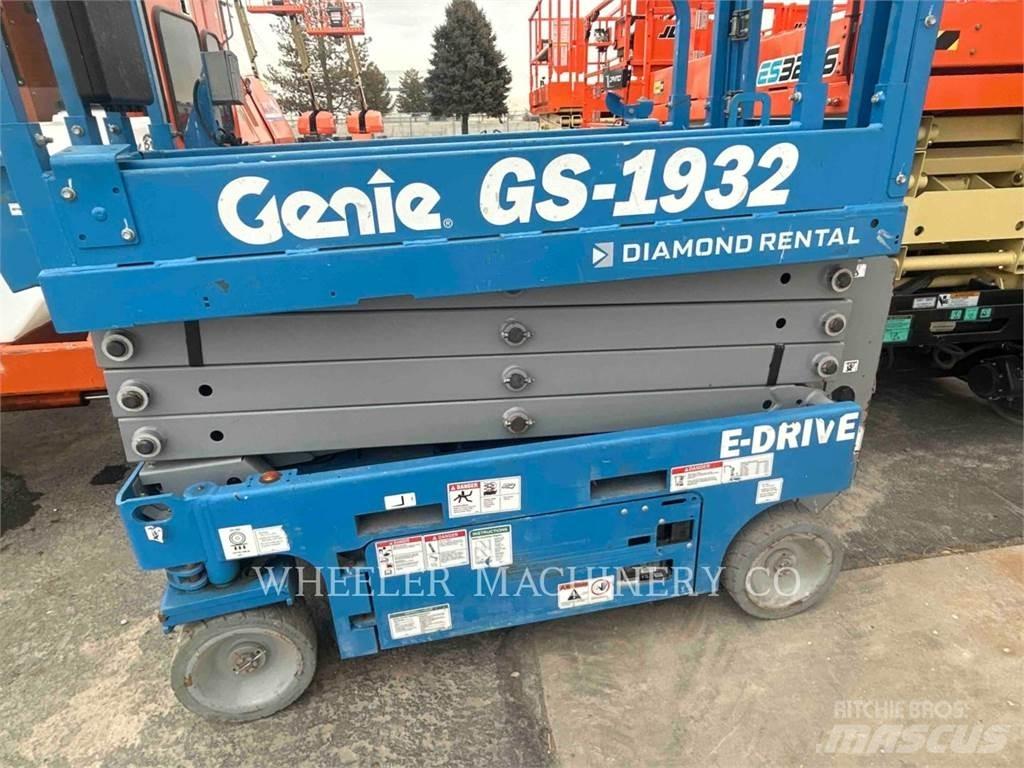 Genie GS1932 Saksilavat