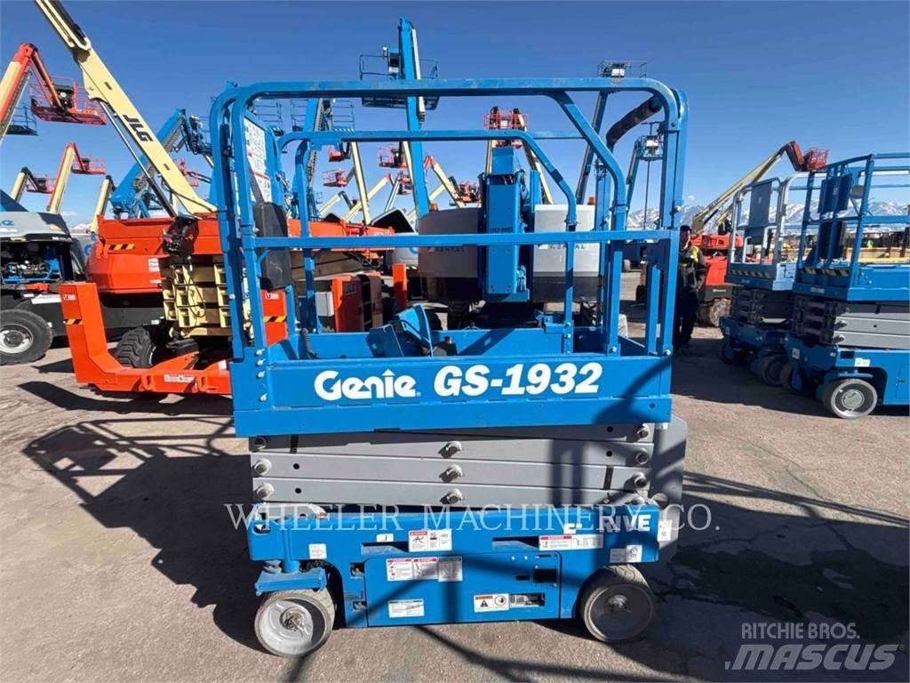 Genie GS1932 Saksilavat