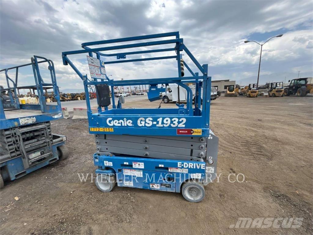 Genie GS1932 Saksilavat