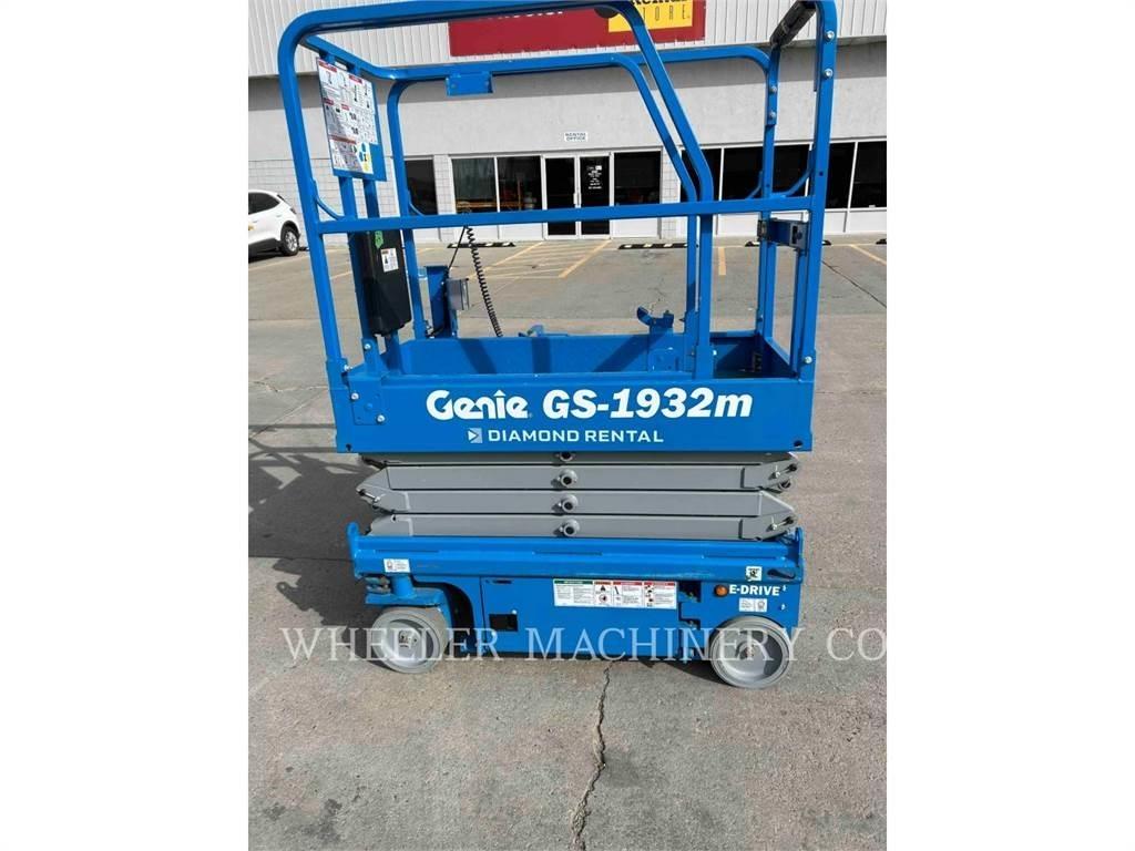 Genie GS1932M Saksilavat
