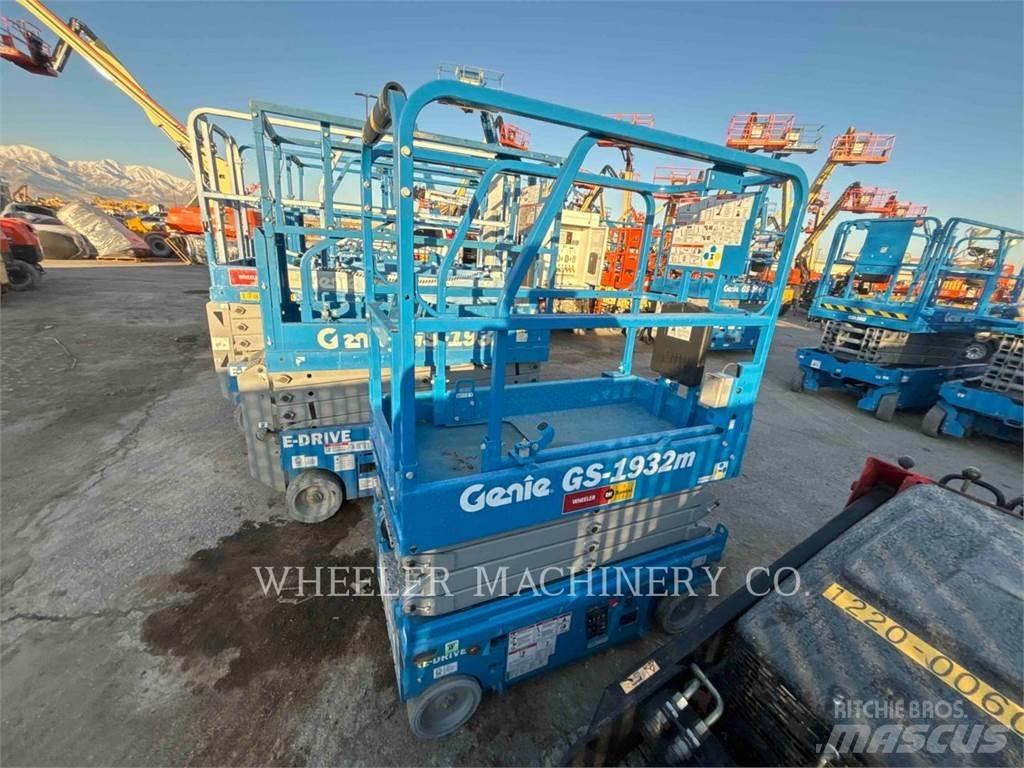 Genie GS1932M Saksilavat
