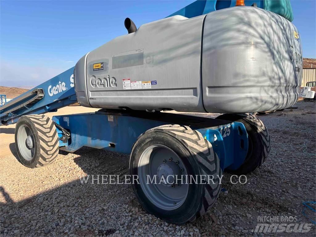 Genie S-125 Kuukulkijat