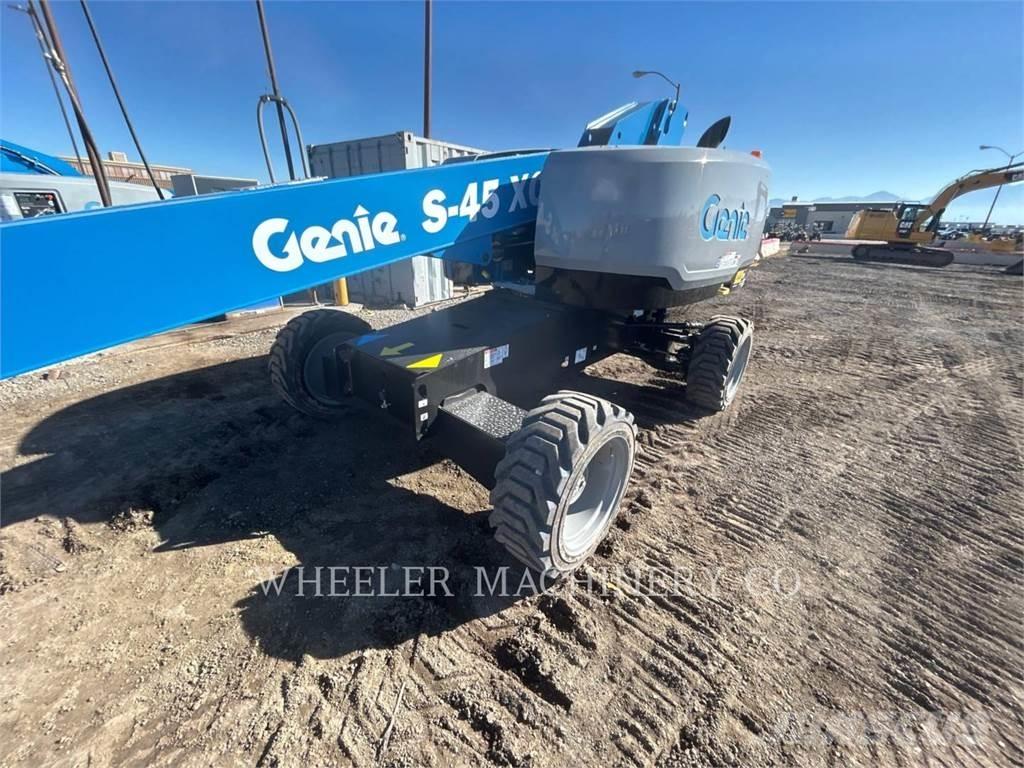 Genie S45XC Kuukulkijat