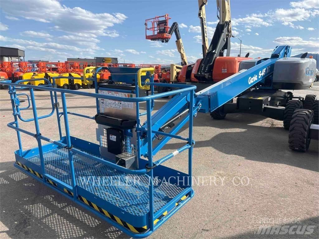 Genie S45XC Kuukulkijat