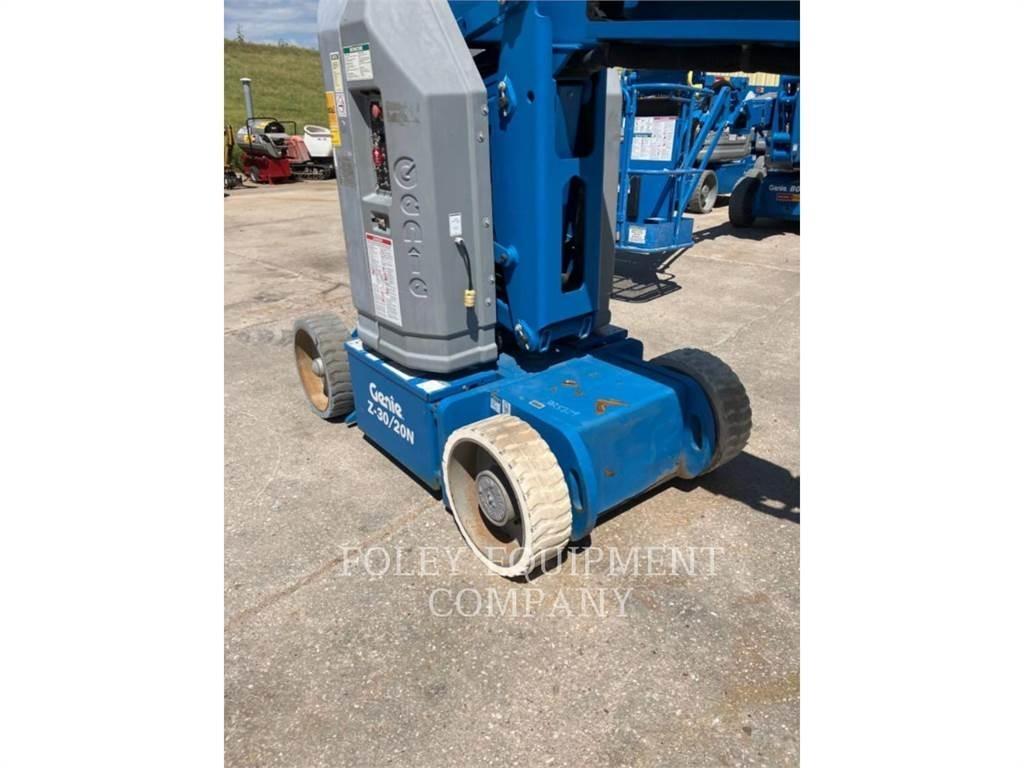 Genie Z30/20N Kuukulkijat