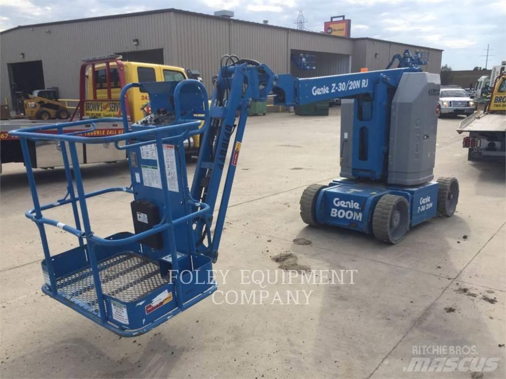 Genie Z30/20NR Kuukulkijat
