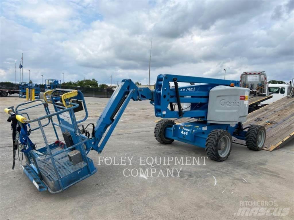 Genie Z45/25JG4 Kuukulkijat