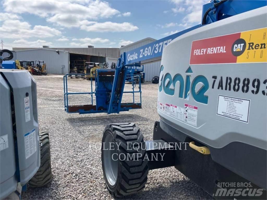 Genie Z60/37FE Kuukulkijat
