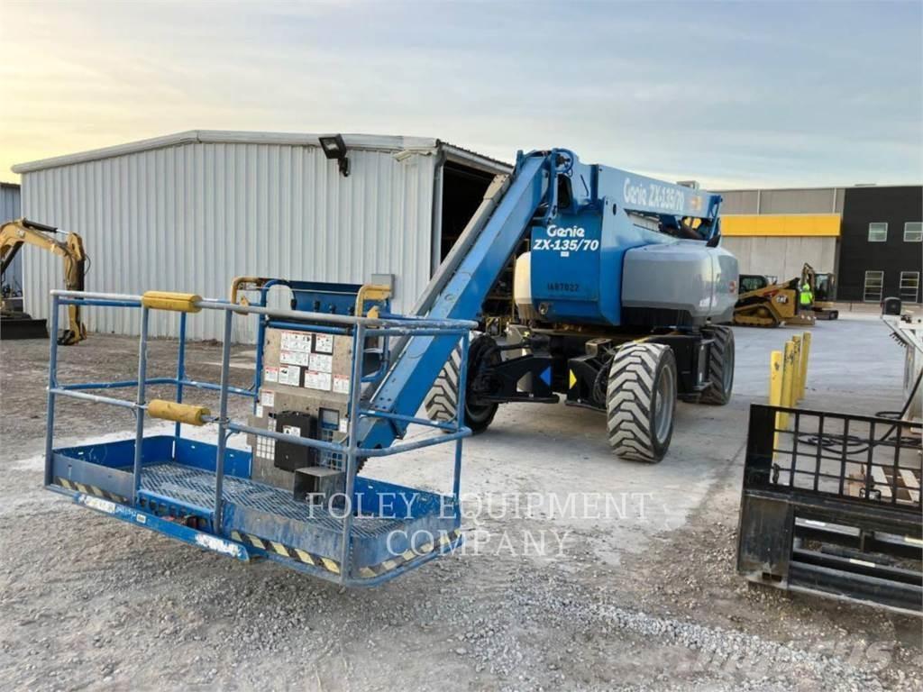 Genie ZX13570D4W Kuukulkijat