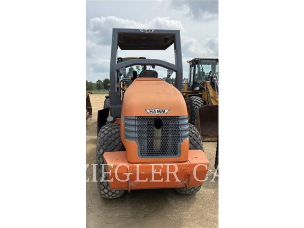 Hamm 3307 SMOOTH Tiivistyskoneet