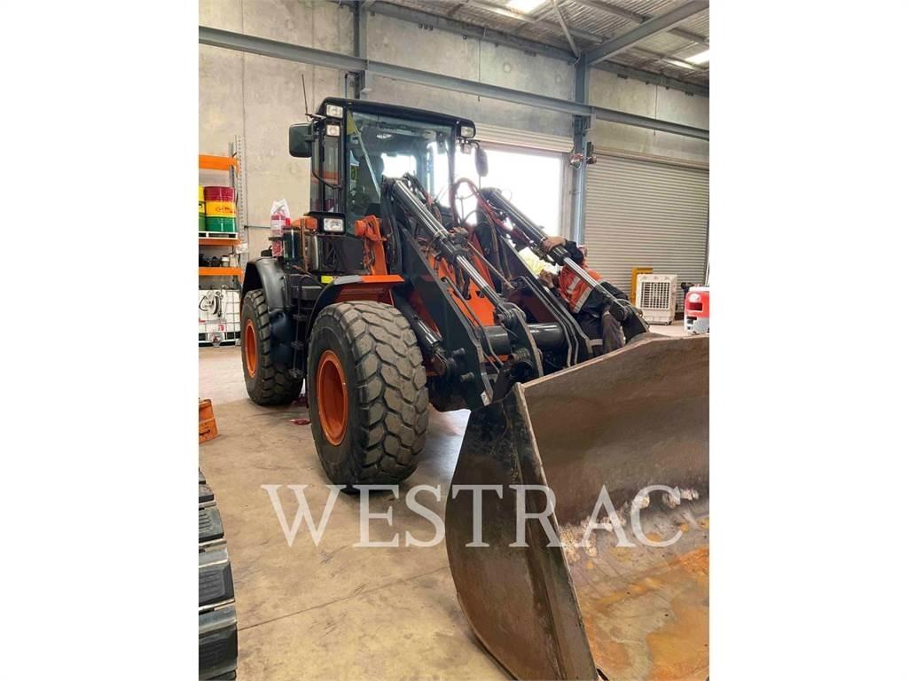 Hitachi ZW180-5B Pyöräkuormaajat
