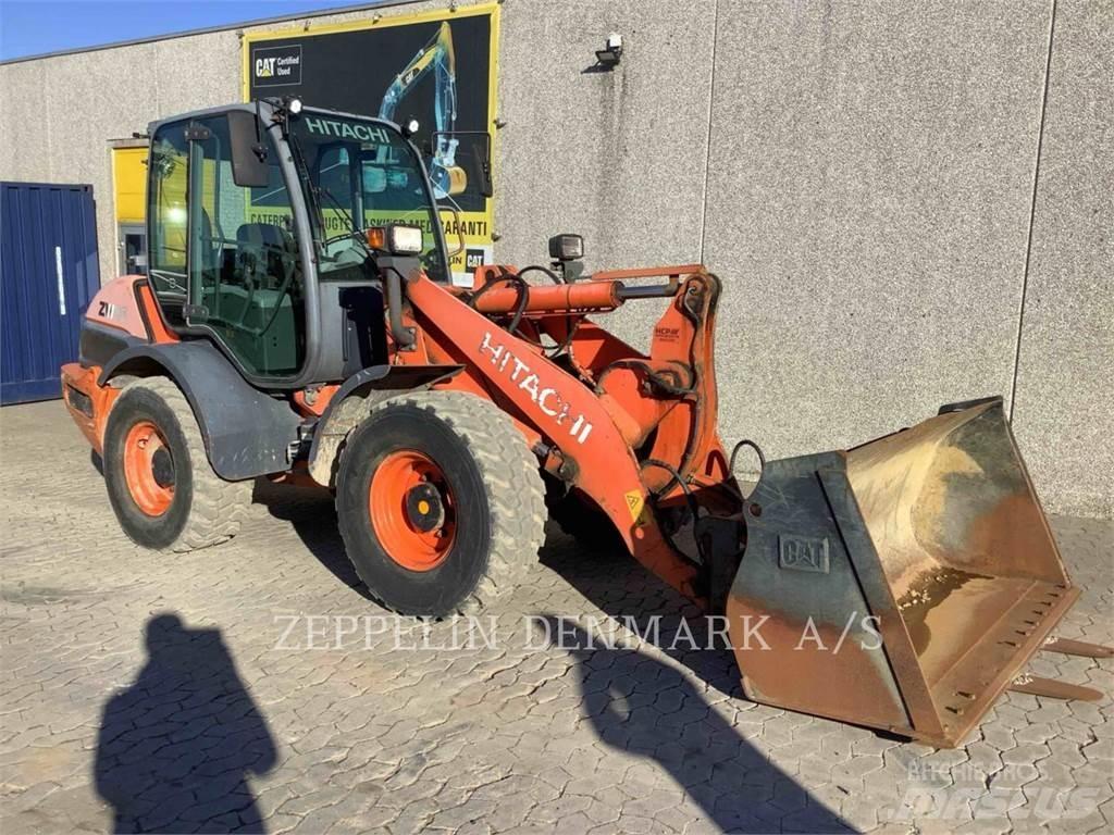 Hitachi ZW95 Pyöräkuormaajat