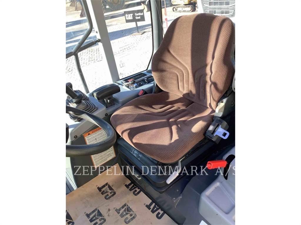 Hitachi ZW95 Pyöräkuormaajat