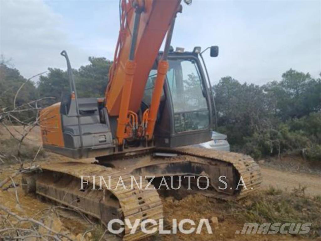 Hitachi ZX210 Telakaivukoneet