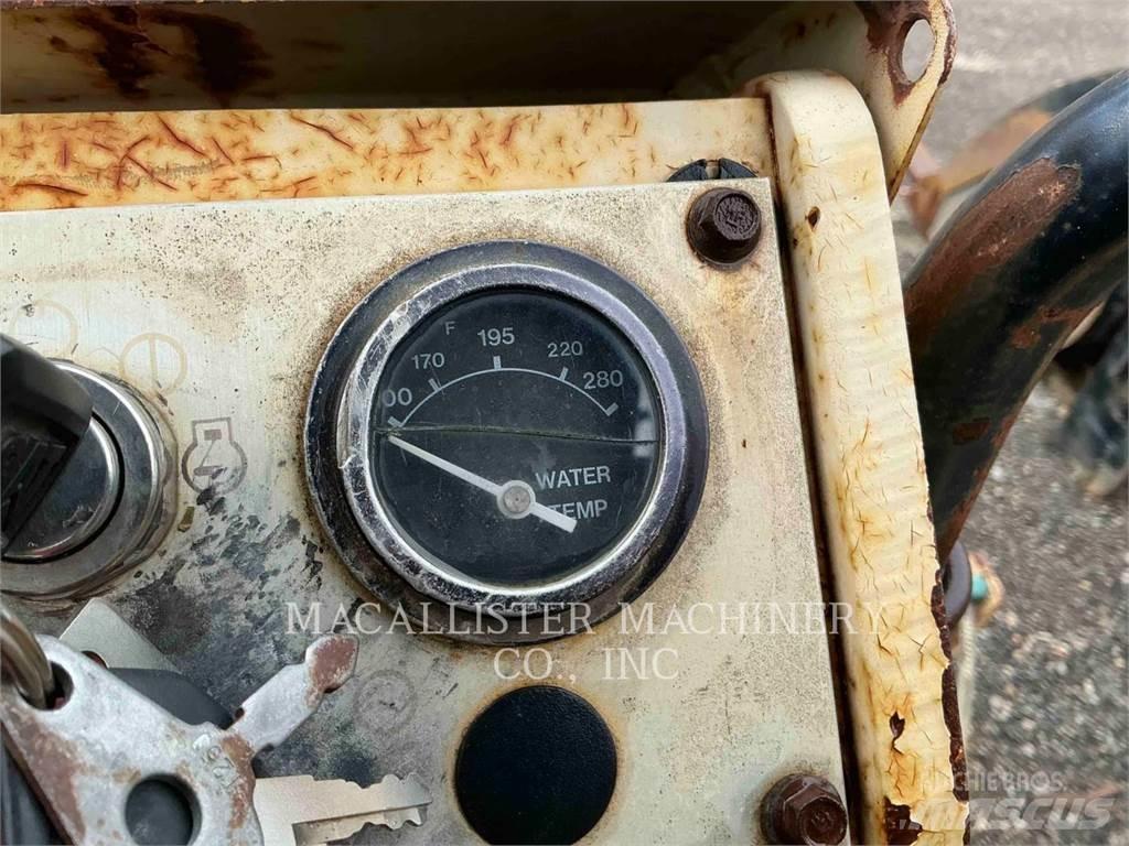 Ingersoll Rand SD70 Yksivalssijyrät