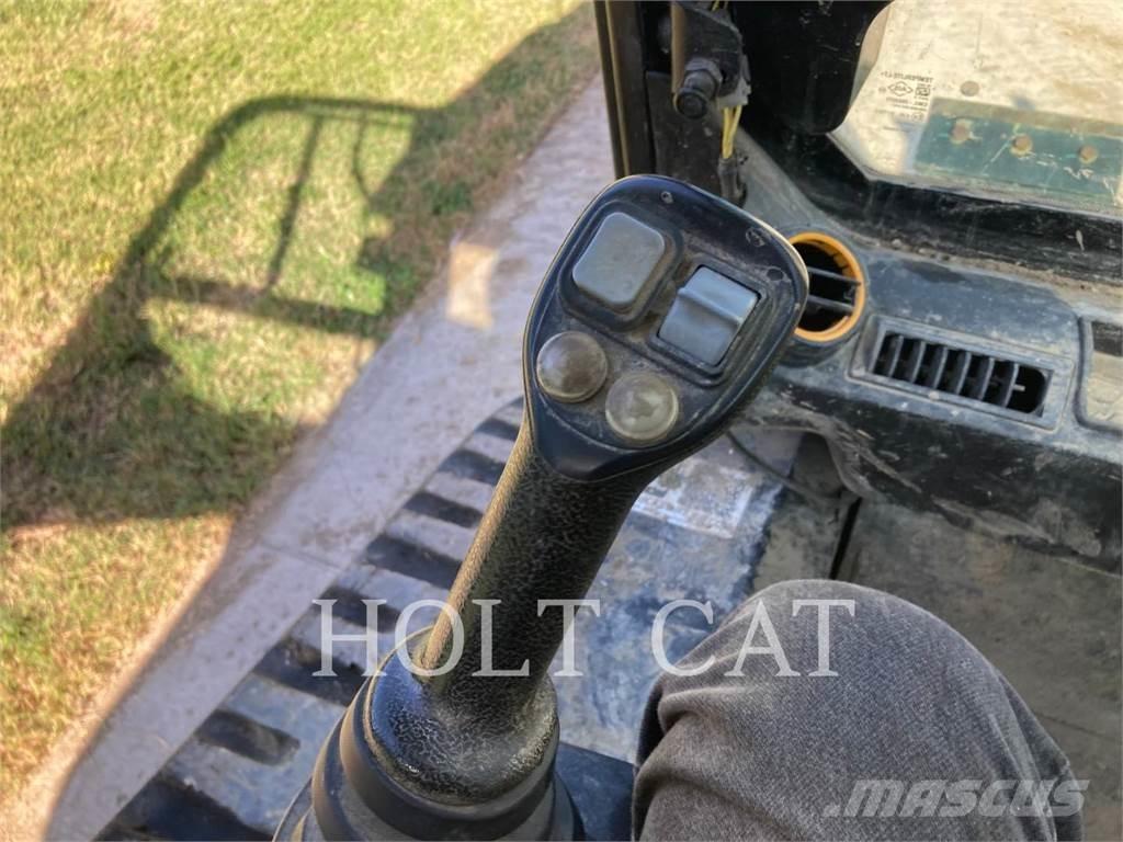 JCB 270T Telakuormaajat