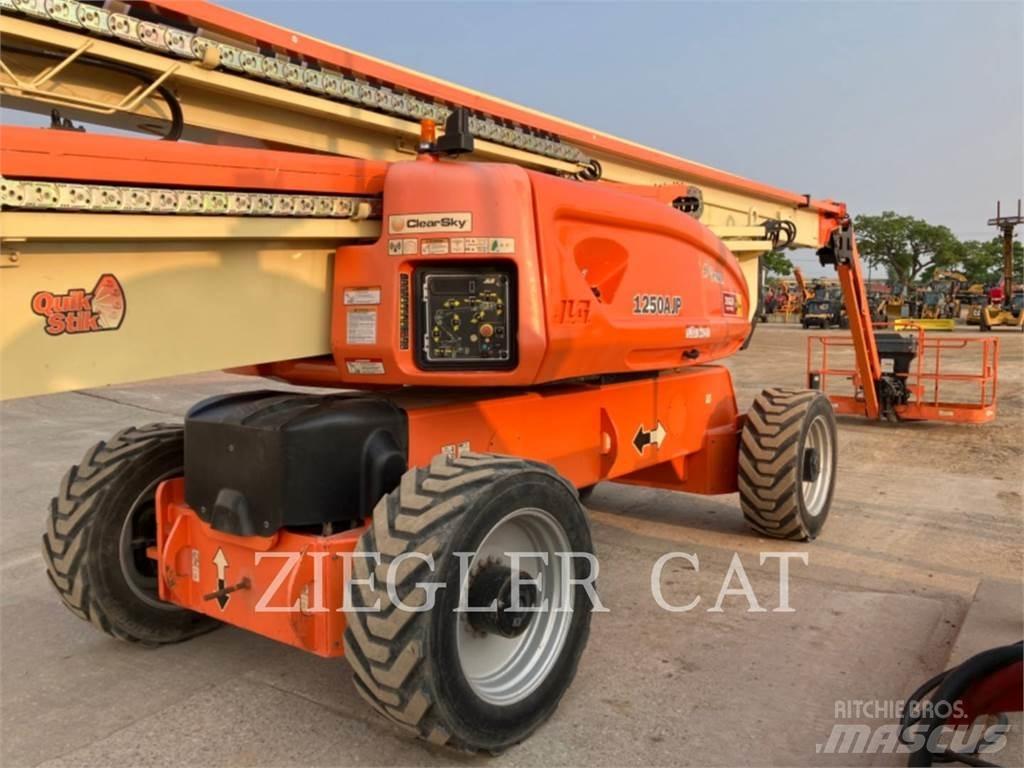 JLG 1250AJP Kuukulkijat