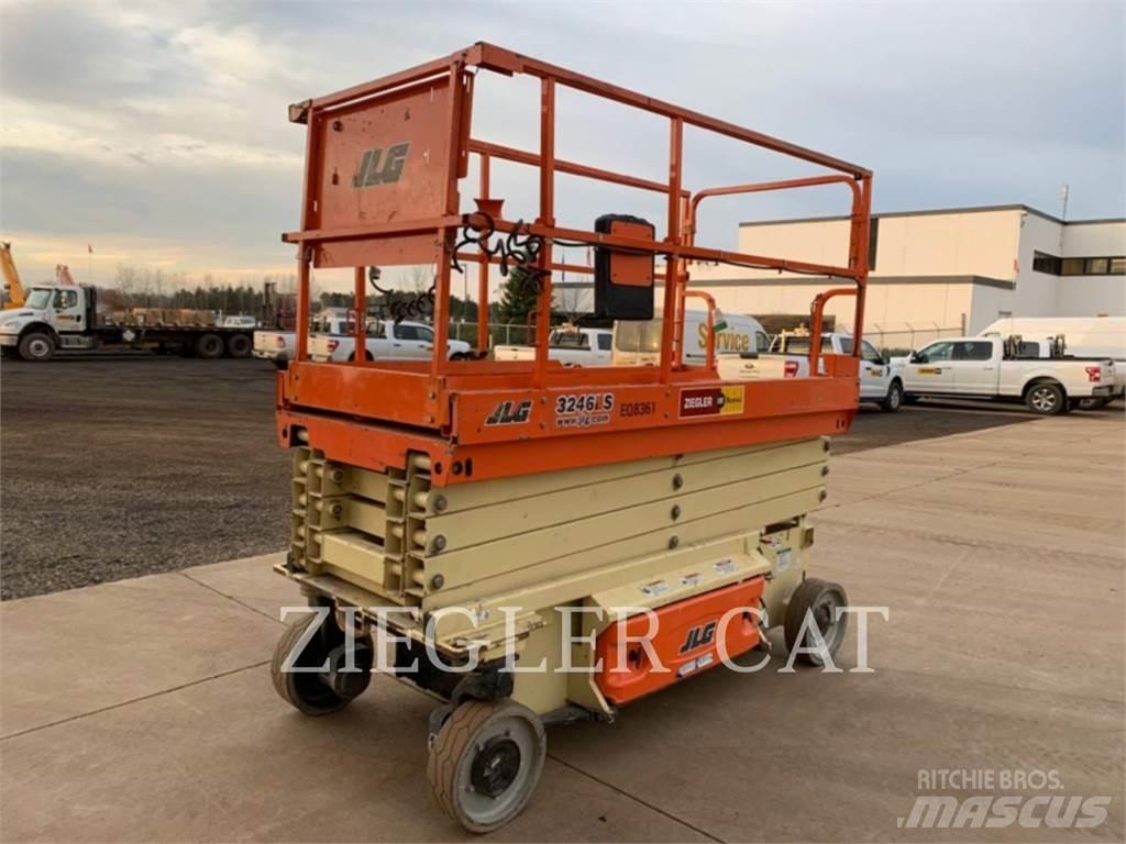 JLG 3246ES Saksilavat