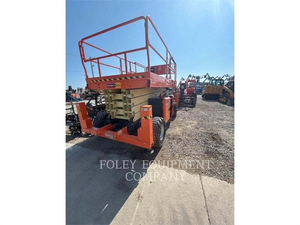 JLG 430LRT Saksilavat