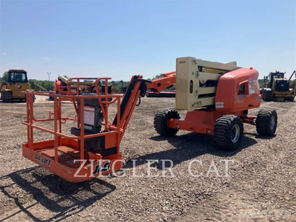 JLG 450AJ Kuukulkijat