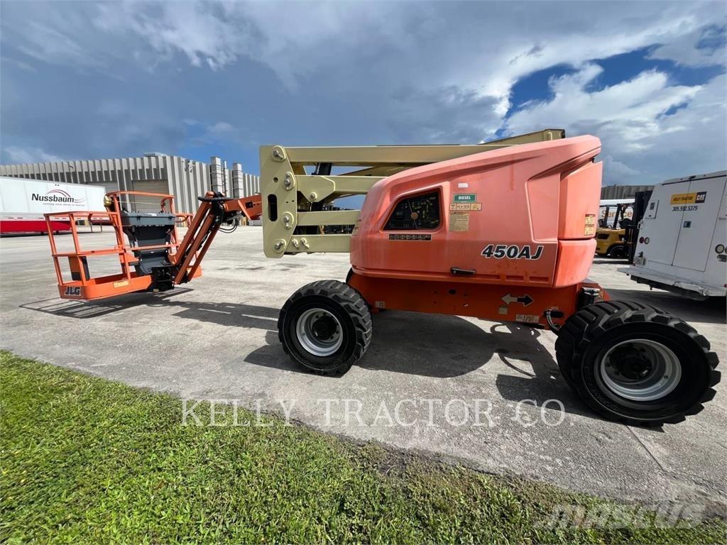 JLG 450AJ Kuukulkijat