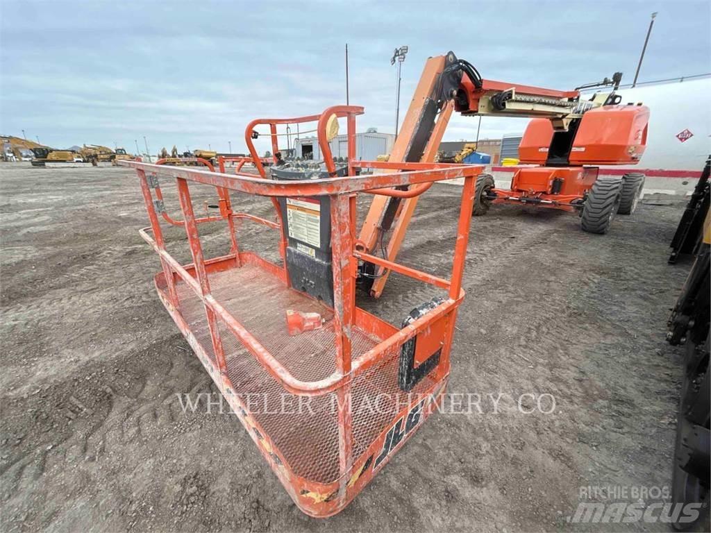 JLG 460SJ Kuukulkijat