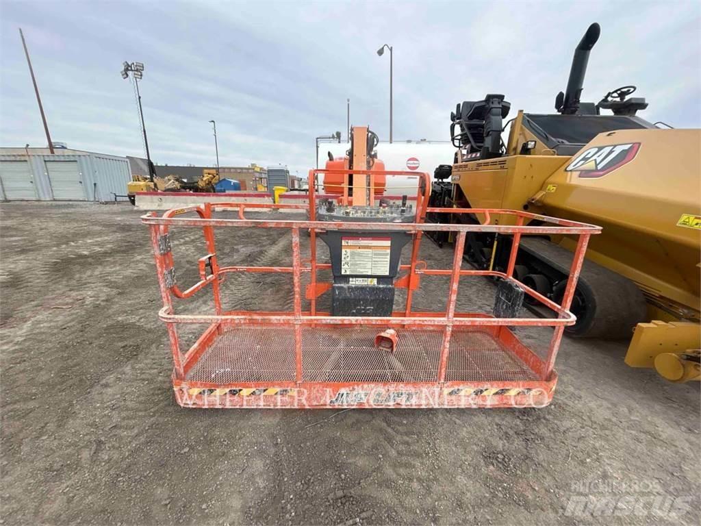 JLG 460SJ Kuukulkijat