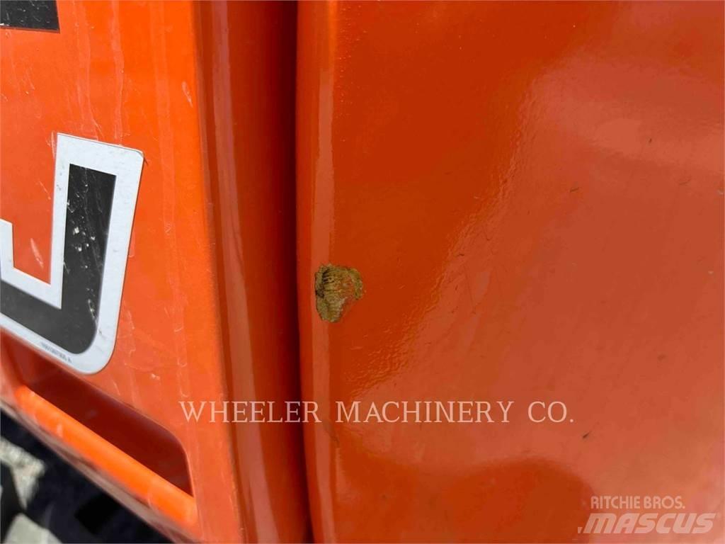 JLG 460SJ Kuukulkijat