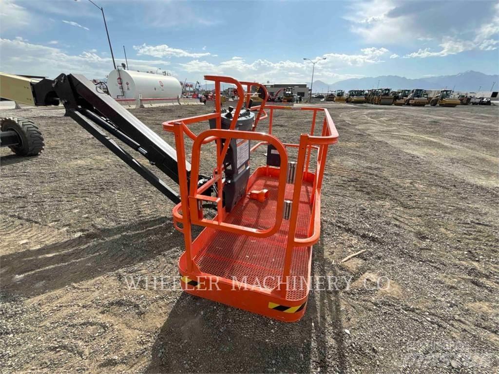 JLG 460SJ Kuukulkijat