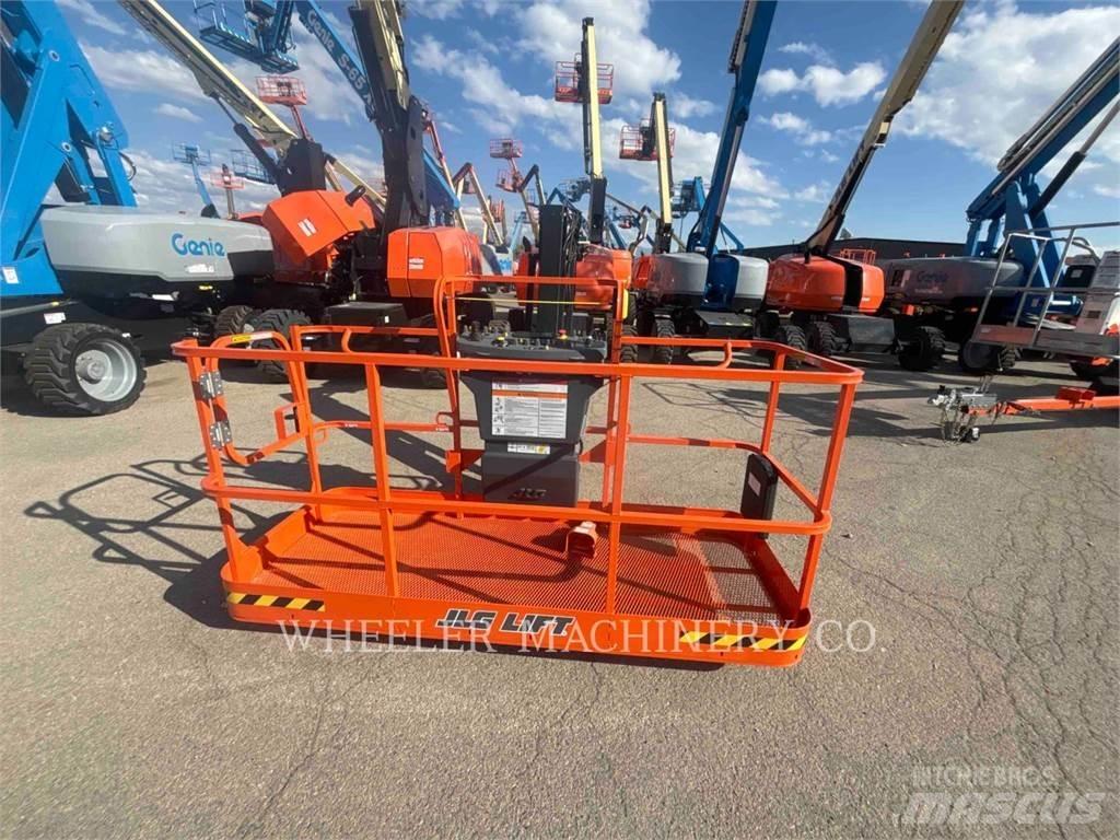 JLG 460SJ Kuukulkijat