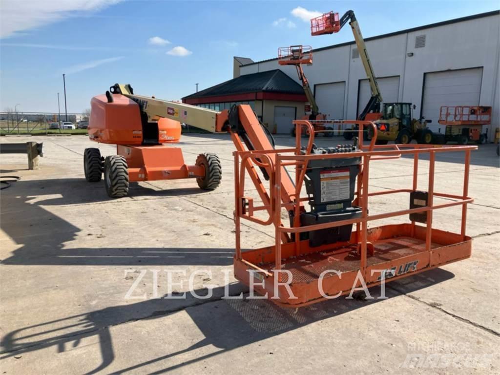 JLG 460SJ Kuukulkijat