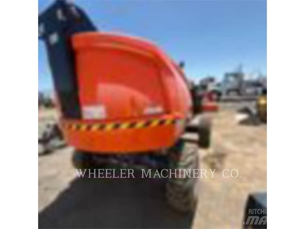 JLG 460SJ Kuukulkijat