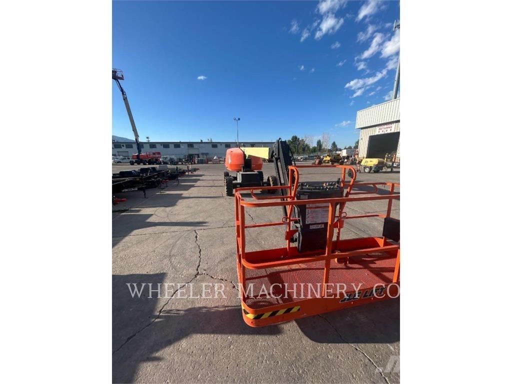 JLG 460SJ Kuukulkijat