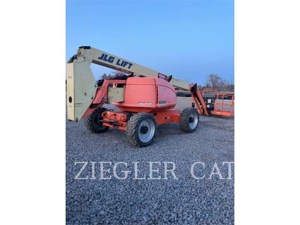 JLG 600AJ Kuukulkijat