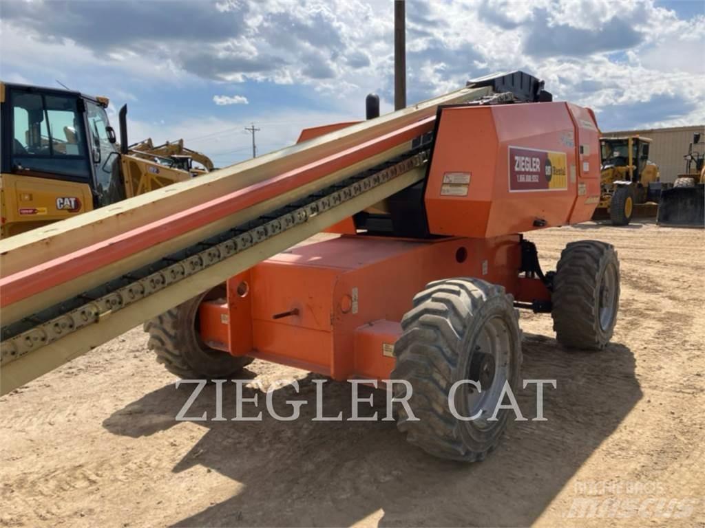 JLG 600S Kuukulkijat