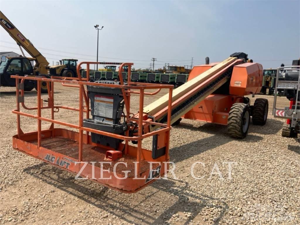 JLG 600S Kuukulkijat